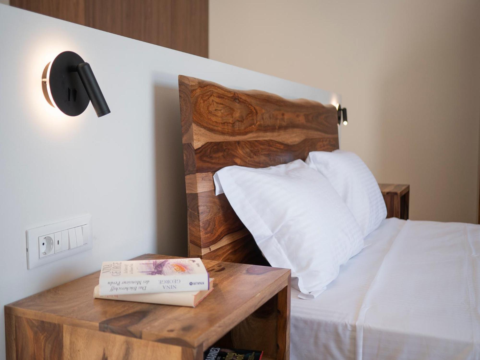 Aethrion Villas & Suites Gennadi Eksteriør billede