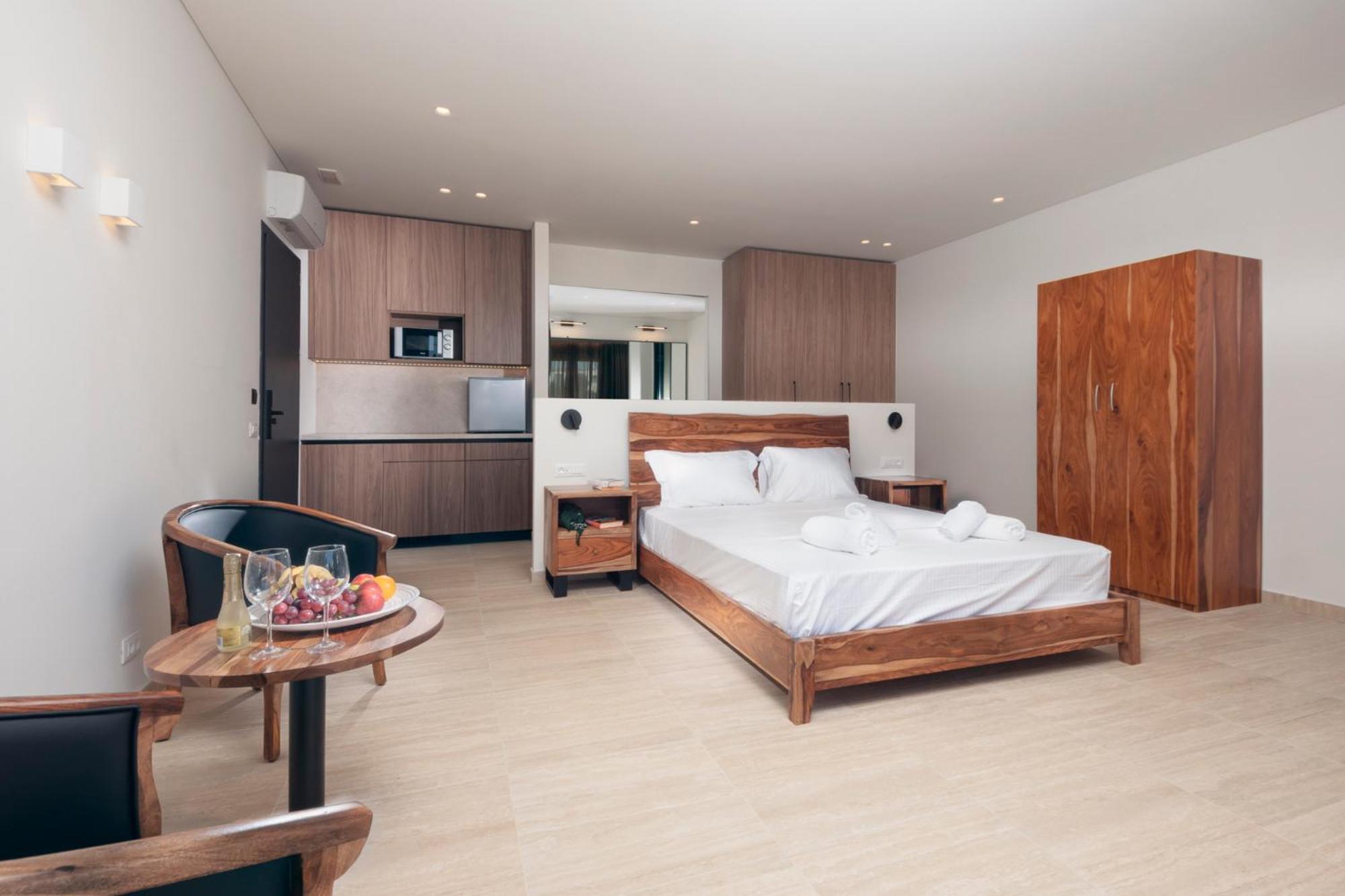 Aethrion Villas & Suites Gennadi Eksteriør billede
