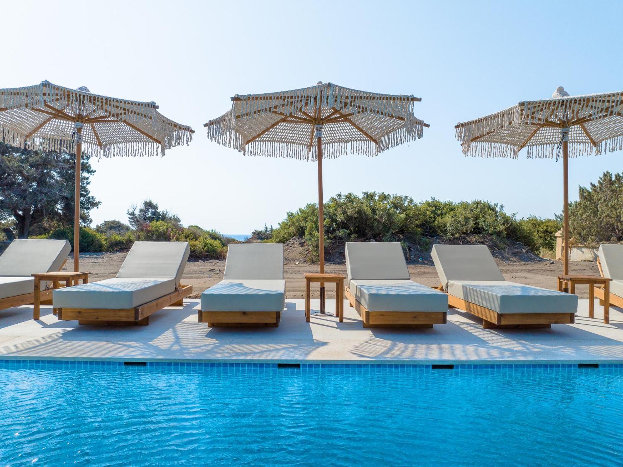 Aethrion Villas & Suites Gennadi Eksteriør billede