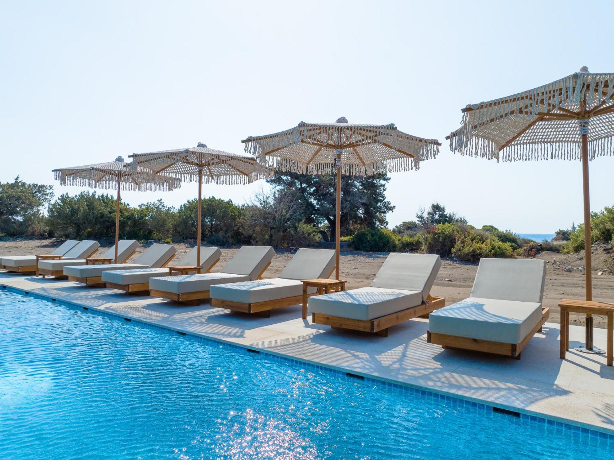 Aethrion Villas & Suites Gennadi Eksteriør billede